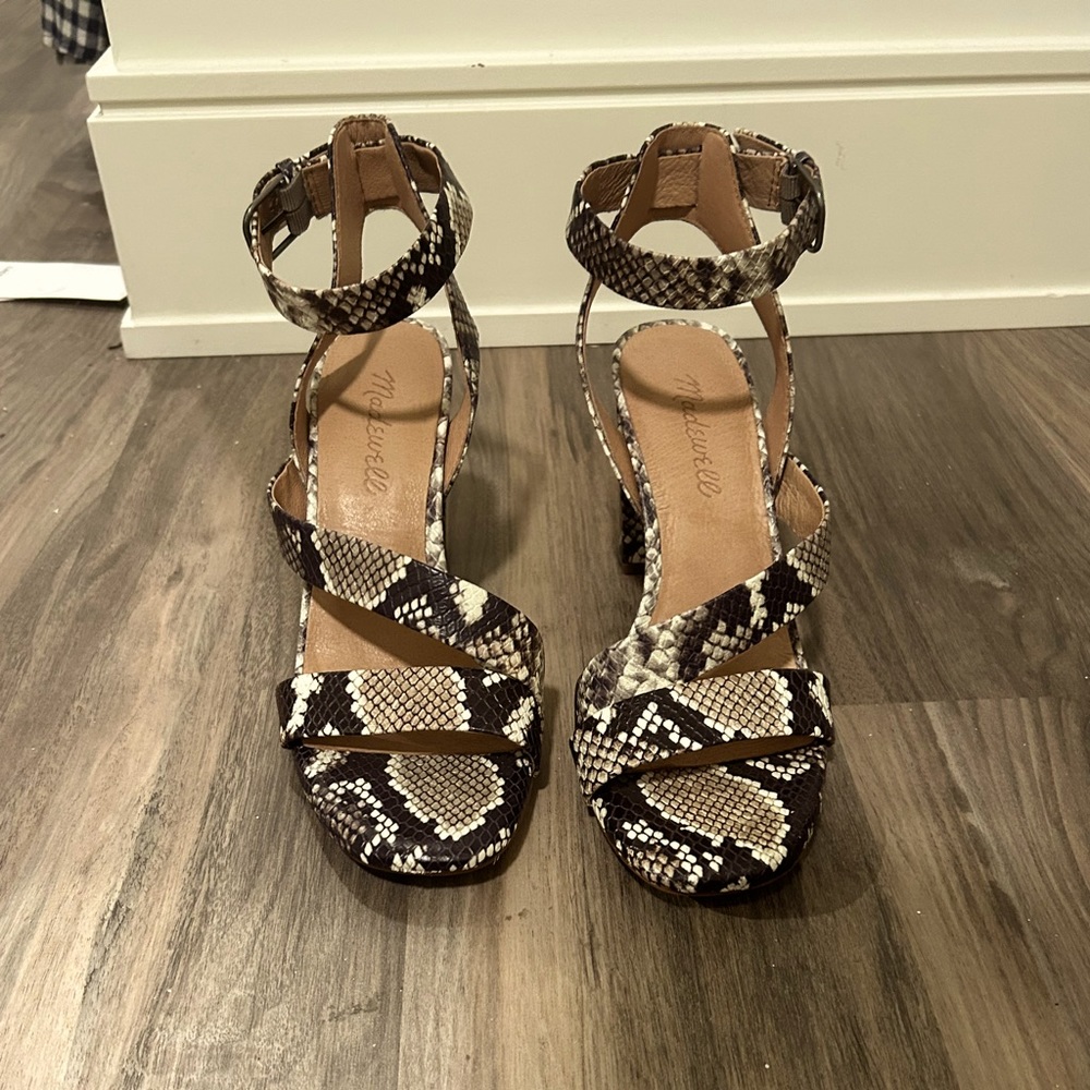 Madewell faux snake skin strappy heeled sandal, size 7.5.